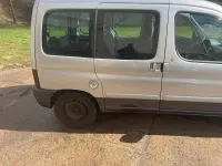 Gebraucht Citroën Berlingo 90 PS (66 kW) 2005 Silber Van / Kleinbus