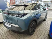Neu Peugeot 3008 Allure 145 PS (106 kW) 2026 Blau SUV