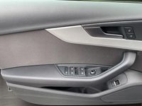 Gebraucht Audi A4 S-Line 204 PS (150 kW) 2024 Schwarz schwarz (metallic) Kombi