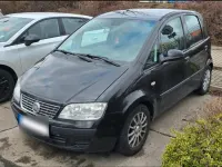 Gebraucht Fiat Idea 95 PS (69 kW) 2012 Schwarz Van / Kleinbus