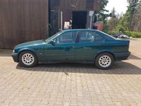 Gebraucht BMW 316 115 PS (84 kW) 1993 Grün Limousine