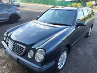 Gebraucht Mercedes E320 225 PS (165 kW) 1999 Schwarz Kombi