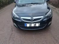 Usado Opel Astra 130 HP (95 kW) 2012 Preto Carrinha