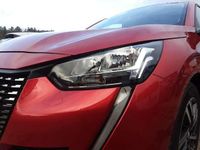 Gebraucht Peugeot 208 Active 99 PS (72 kW) 2023 Rot metallic Kleinwagen