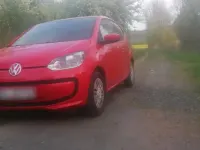 Usado VW up! 60 CV (44 kW) 2012 Rojo Utilitario
