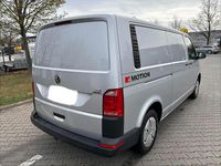 Gebraucht VW Transporter 150 PS (110 kW) 2016 Silber Van