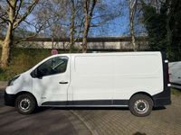 Gebraucht Renault Trafic Komfort 116 PS (85 kW) 2016 Weiß Van / Kleinbus