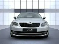 Usata Skoda Octavia Elegance 150 CV (110 kW) 2014 Argento Utilitaria