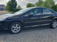Gebraucht Peugeot 407 140 PS (102 kW) 2011 Schwarz Limousine