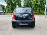 Gebraucht Hyundai i10 67 PS (49 kW) 2009 Schwarz Kleinwagen