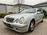 Gebraucht Mercedes E240 170 PS (125 kW) 2000 Silber Kombi