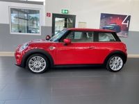 Gebraucht Mini Cooper 136 PS (100 kW) 2019 Rot Kleinwagen