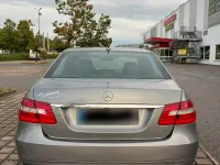 Gebraucht Mercedes E220 170 PS (125 kW) 2009 Silber Limousine