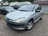 Gebraucht Peugeot 206 Premium 109 PS (80 kW) 2002 Grau Limousine