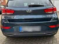 gebraucht Hyundai i30 1.5 T-GDI Hybrid Edition 30