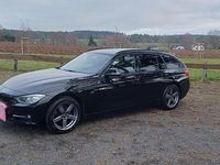 Gebraucht BMW 330 Sport Line 258 PS (189 kW) 2013 Schwarz Kombi