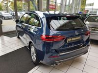 Gebraucht Mercedes B180 Progressive 136 PS (100 kW) 2019 Blau Van / Kleinbus