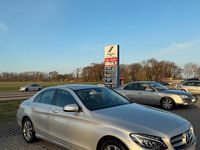 Gebraucht Mercedes C180 156 PS (114 kW) 2014 Silber Limousine
