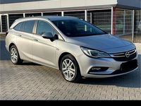 Gebraucht Opel Astra 136 PS (100 kW) 2017 Silber Kombi