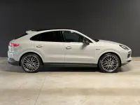 Gebraucht Porsche Cayenne E-Hybrid Coupe Platinum Edition 340 PS (250 kW) 2023 Grau SUV