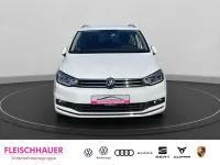 Gebraucht VW Touran Highline 150 PS (110 kW) 2023 Weiss Van / Kleinbus