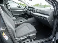 Gebraucht VW Golf VIII Life 150 PS (110 kW) 2023 Grau / uranograu Kombi