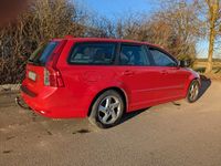 Gebraucht Volvo V50 114 PS (83 kW) 2012 Rot Kombi