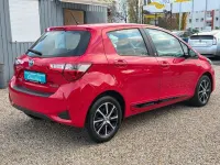 Gebraucht Toyota Yaris Team 101 PS (74 kW) 2018 Rot Limousine