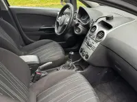 Używany Opel Corsa 87 KM (63 kW) 2009 Srebrny Hatchback