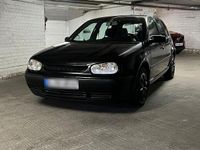 Gebraucht VW Golf IV 75 PS (55 kW) 2003 Schwarz Kleinwagen