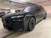 Gebraucht BMW 740 Shadowline 286 PS (210 kW) 2024 Schwarz Limousine