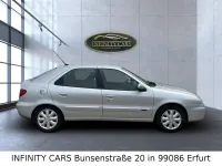Gebraucht Citroën Xsara 75 PS (55 kW) 2004 Silber Limousine