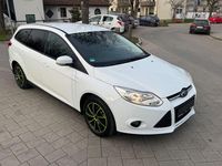 Gebraucht Ford Focus Trend 86 PS (63 kW) 2012 Weiß Kombi