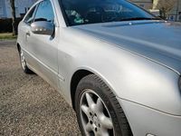 Gebraucht Mercedes C180 143 PS (105 kW) 2003 Silber Coupé