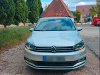 Gebraucht VW Touran Comfortline 116 PS (85 kW) 2017 Silber Van / Kleinbus