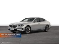 Gebraucht BMW 550e Comfort Edition 489 PS (359 kW) 2024 Oxidgrau metallic Limousine