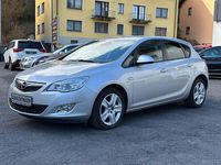 Gebraucht Opel Astra Design Edition 116 PS (85 kW) 2011 Silber Limousine