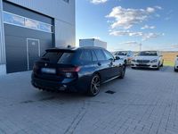 Gebraucht BMW 330e M Sport 292 PS (214 kW) 2021 Blau Kombi