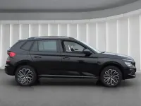 Neu Skoda Kamiq 95 PS (69 kW) 2026 Grau SUV