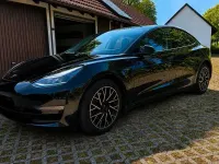 Gebraucht Tesla Model 3 366 kW (498 PS) 2022 Schwarz Limousine