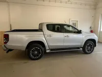 Gebraucht Mitsubishi L200 150 PS (110 kW) 2021 Perlmutt weiß (metallic) Pickup