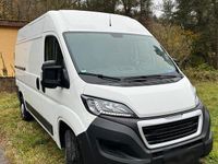 Gebraucht Peugeot Boxer 140 PS (102 kW) 2021 Weiß Van