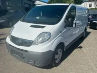 Gebraucht Opel Vivaro 114 PS (83 kW) 2013 Casablancaweiss/glacier/arctic Van / Kleinbus