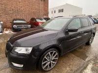 Gebraucht Skoda Octavia Elegance 150 PS (110 kW) 2013 Cerna magic/black magic Kombi