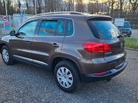 gebraucht VW Tiguan 2.0 TDI DSG 4MOT Navi AHK Xenon Standheiz