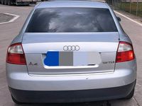 Gebraucht Audi A4 131 PS (96 kW) 2001 Silber Limousine