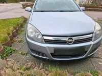Second-hand Opel Astra 90 CP (66 kW) 2006 Albastru Break