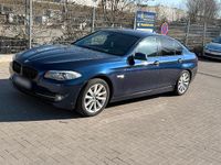 Gebraucht BMW 530 245 PS (180 kW) 2011 Blau Limousine