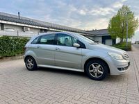 Gebraucht Mercedes B170 116 PS (85 kW) 2006 Silber Van / Kleinbus