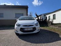 Gebraucht Hyundai ix20 90 PS (66 kW) 2014 Weiß Kleinwagen